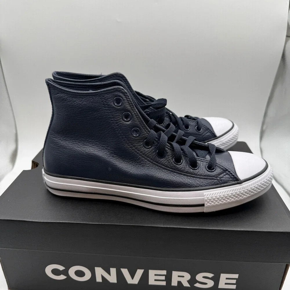 Converse High Top Mens 8.5 Navy Blue Leather Chuck Taylor All Star Sneakers NIB